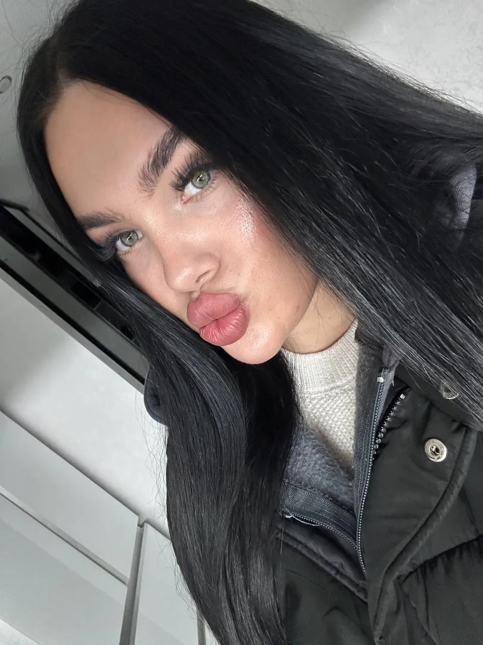 Thumbnail 0