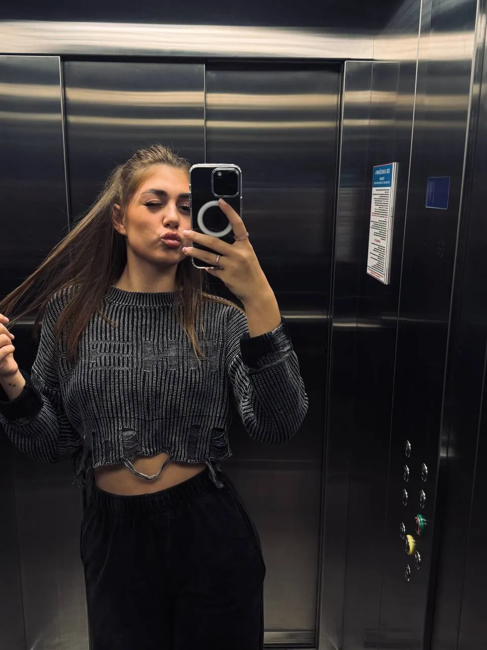 Thumbnail 0