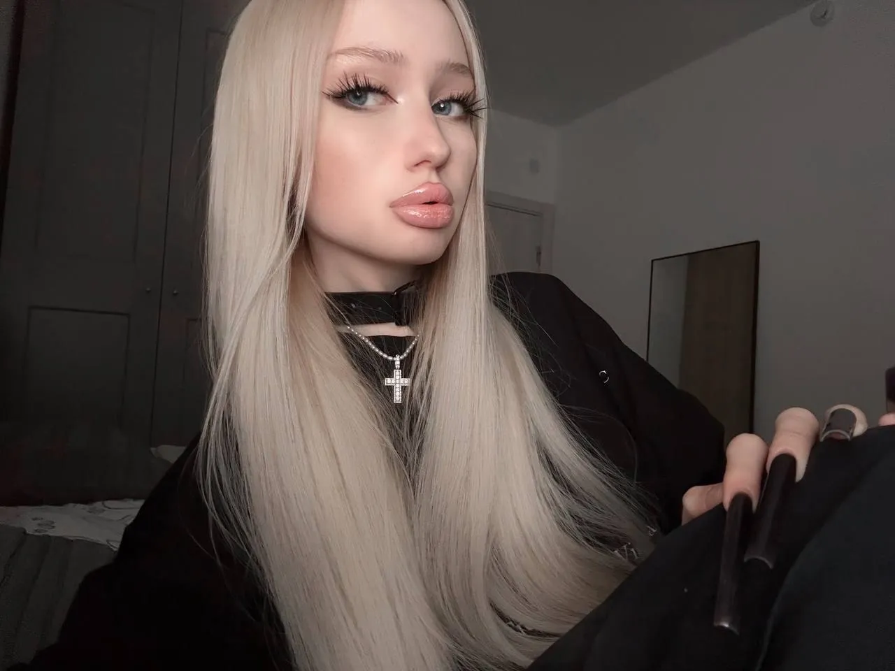 Thumbnail 0